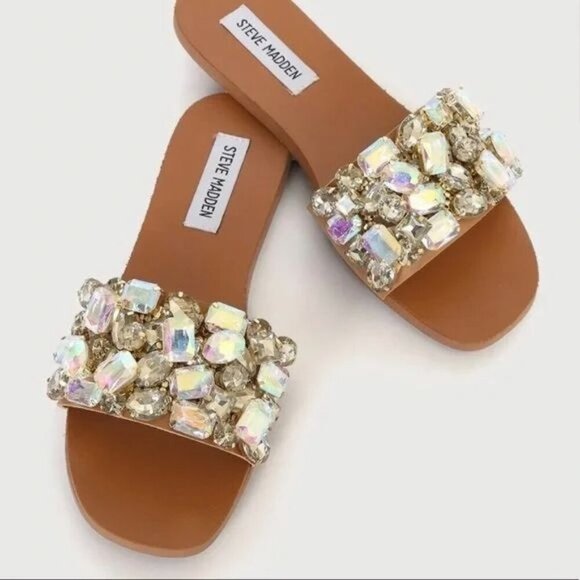 Steve Madden Shoes - Steve Madden Brionna Rhinestone Flats Tan Leather Jewel Embellished Sandals 7.5